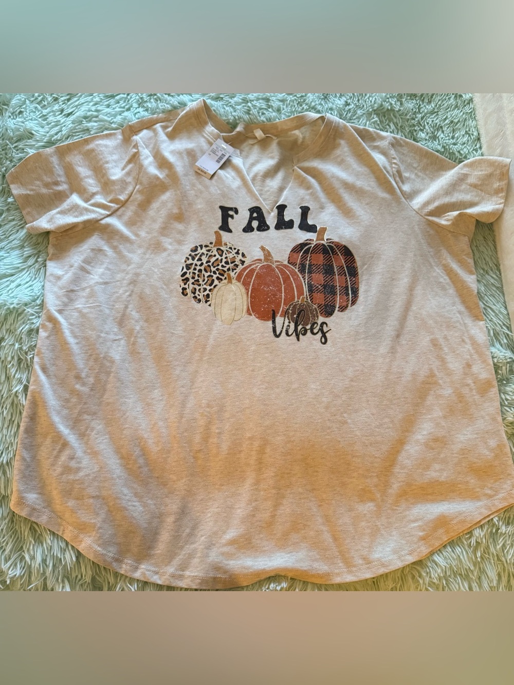 Maurices Cream 'Fall Vibes' Pumpkin Graphic Tee